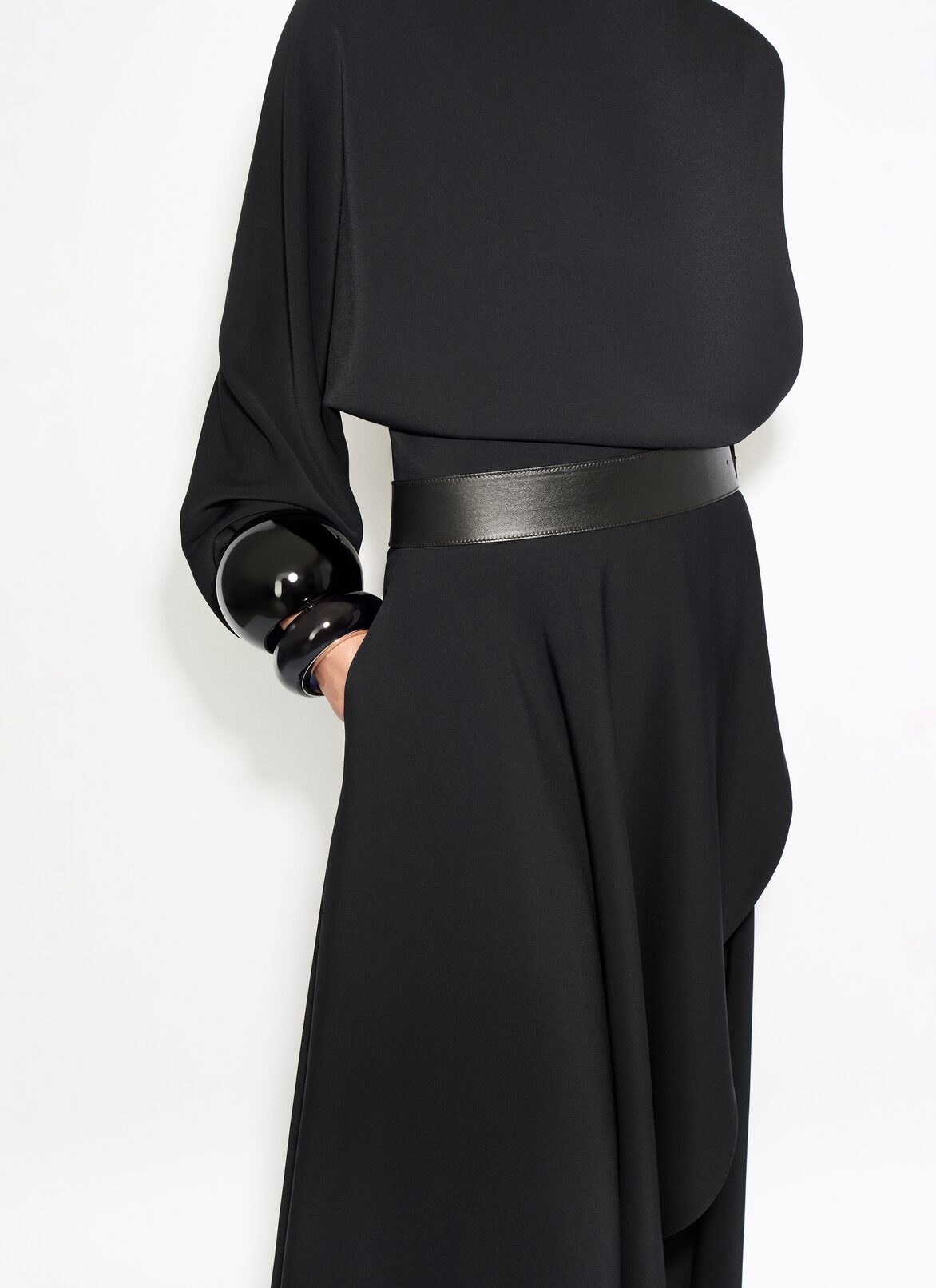 ストレッチキャディ製 ベルト付きドレス  ALAÏA ブラック ストレッチキャディ製 ベルト付きドレス